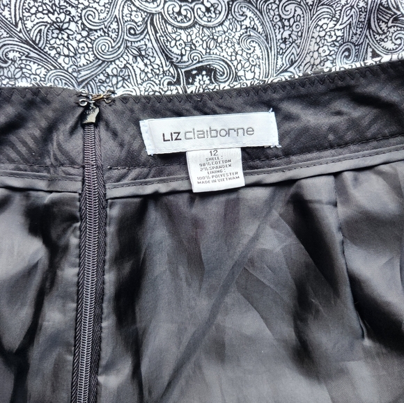 Liz Claiborne Lined Pencil Cotton Spandex Black & White Floral Skirt Size 12 - Picture 8 of 8